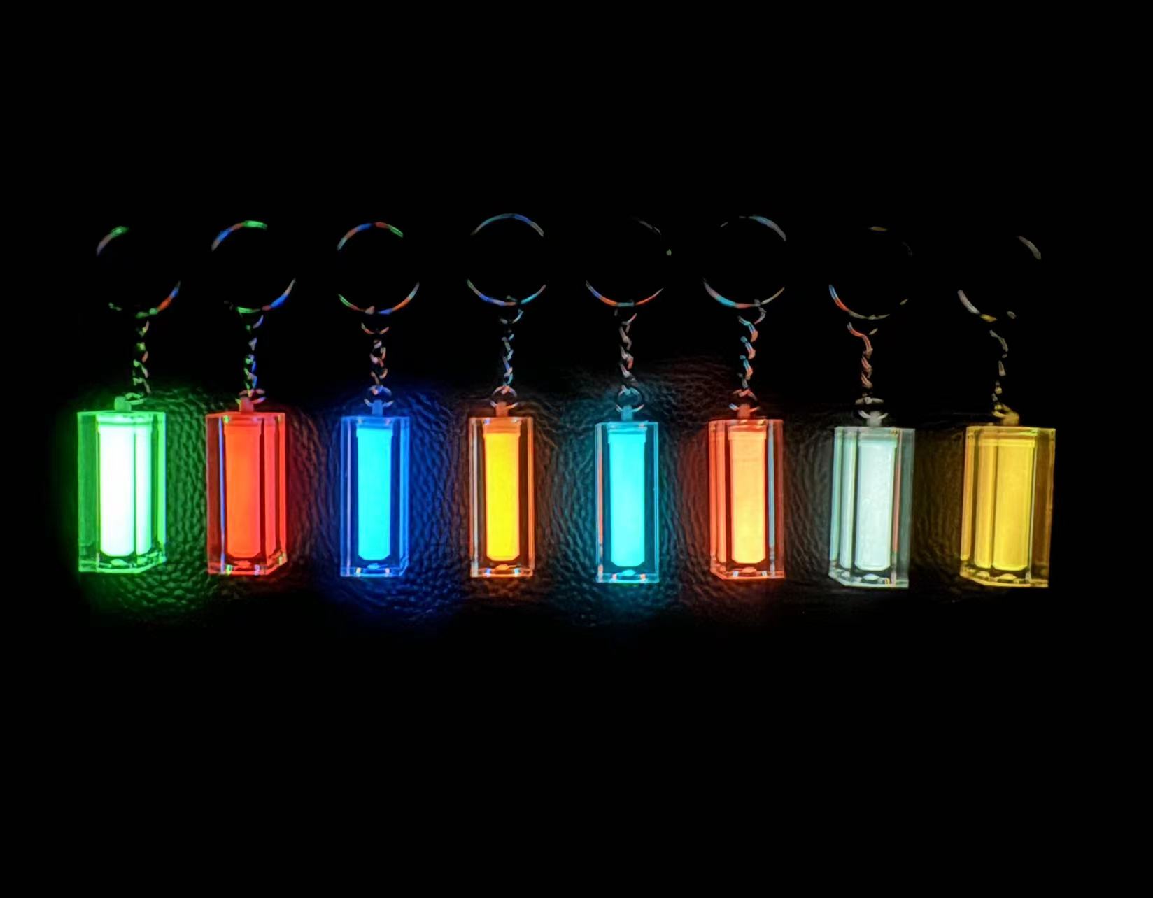 كيس مفتاح قلادة نايتجلوس ، ملح - مراجعة Tritium Gas Tube وسعره